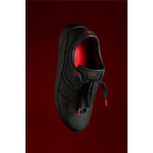 Black Leather Low Top Sneaker